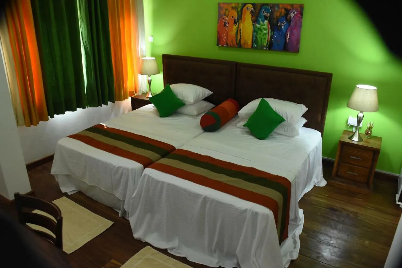 Gasthof Hotel Colombo Tree House Nugegoda